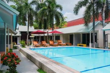 Hôtel pour 2 personnes, avec piscine ainsi que jardin et vue dans Province de Phuket