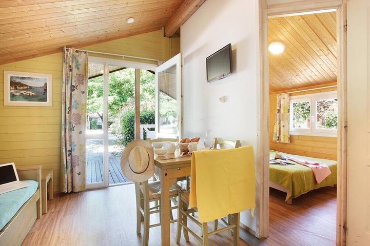Chalet in Provence mit Pinienruhe in Carnoux-en-Provence, Mittelmeerküste (Frankreich)