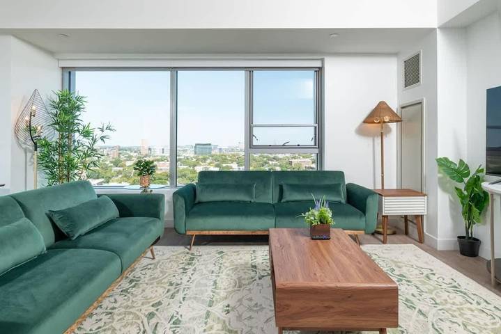 Apartamento de vacaciones para 8 personas, con jardín además de terraza y vistas al lago - 1