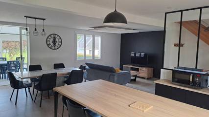 Location de vacances pour 7 personnes, avec jardin et terrasse dans Plage Kerfany