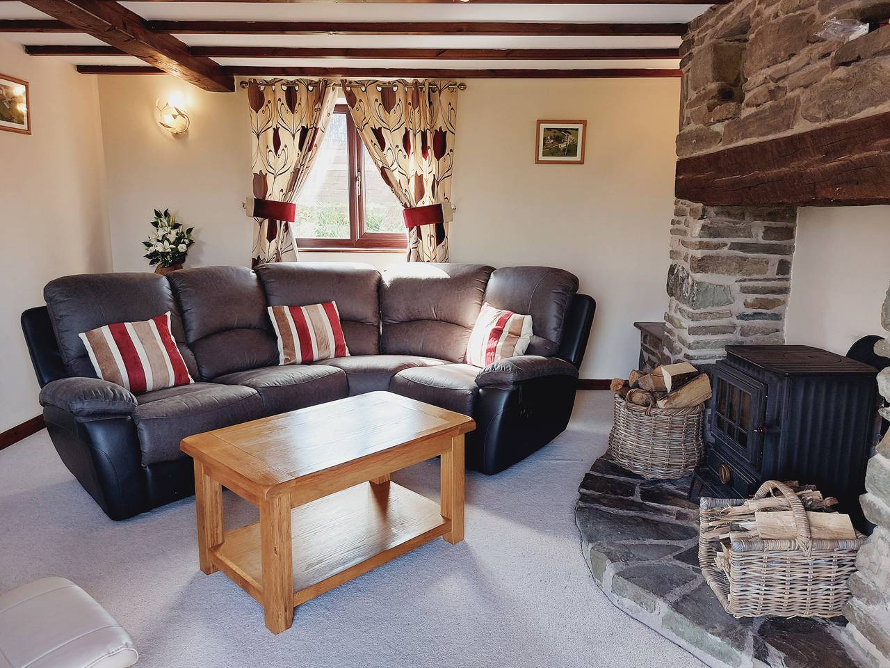 Waggoners Cottage in Powys