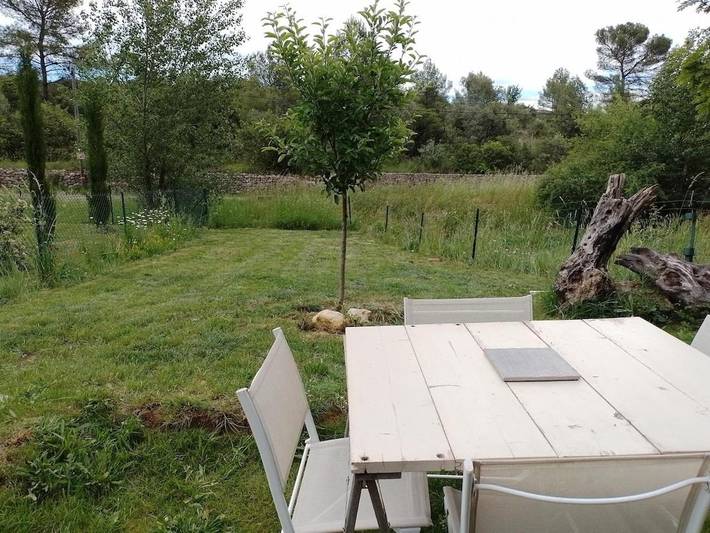 Appartement de vacances pour 3 personnes, avec jacuzzi ainsi que jardin et piscine, animaux acceptés