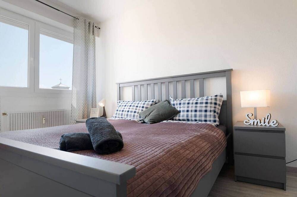 Entire apartment, Sunnyflat: Euroaiport/Basel/Trainstation/Center in Saint-Louis, Mulhouse region