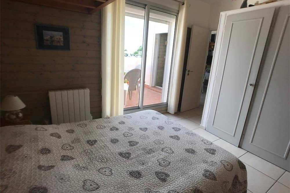 Apartamento entero, Apartamento T2 con Terraza, 4 Personas, a 150m de la Playa y Parking Privado in Port Leucate, Leucate