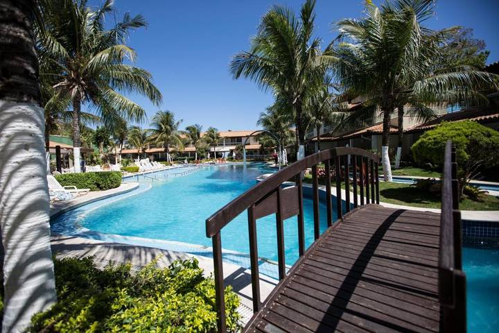Pousadas para 2 pessoas, com sauna e piscina e ainda piscina infantil and jardim na Praia Brava RJ