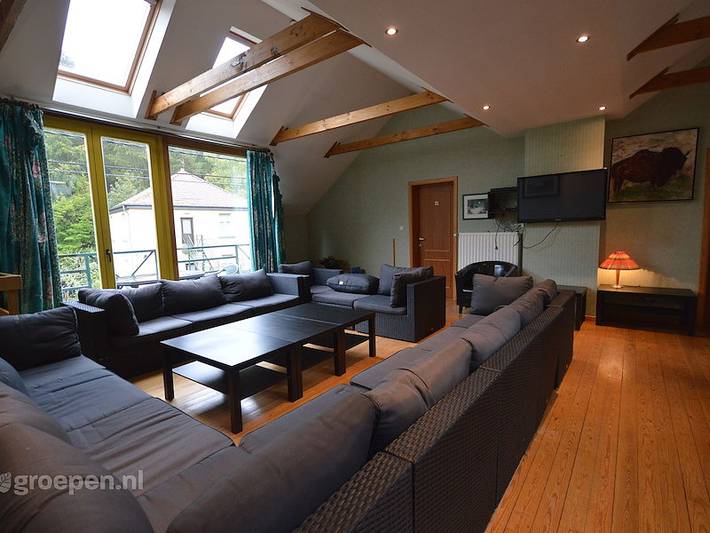 Ferienhaus für 18 Personen, mit Balkon/Terrasse und Terrasse