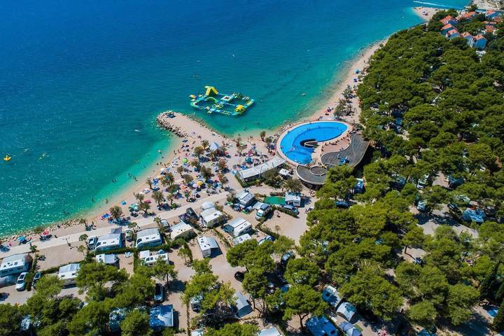 Apartament wakacyjny dla 7 osób, z basen i balkon, Dla rodziny w Szybenik