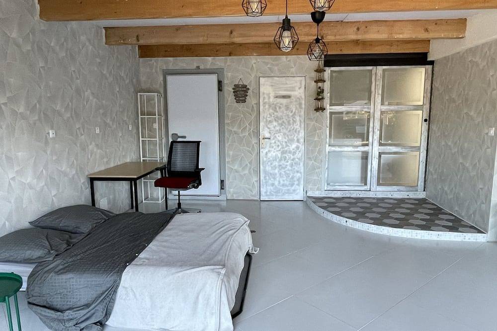 Villa Havre De Paix Pour 8 Personnes in Camps-la-Source, Brignoles region