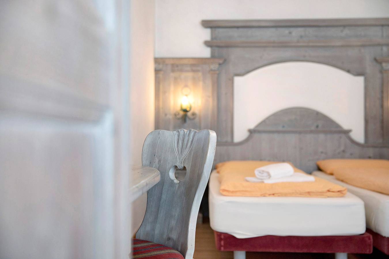 Hel lägenhet, Holiday Apartment "Casa Li Roina n 47" with Mountain View, Balconies & Wi-Fi in Livigno (Town), Livigno