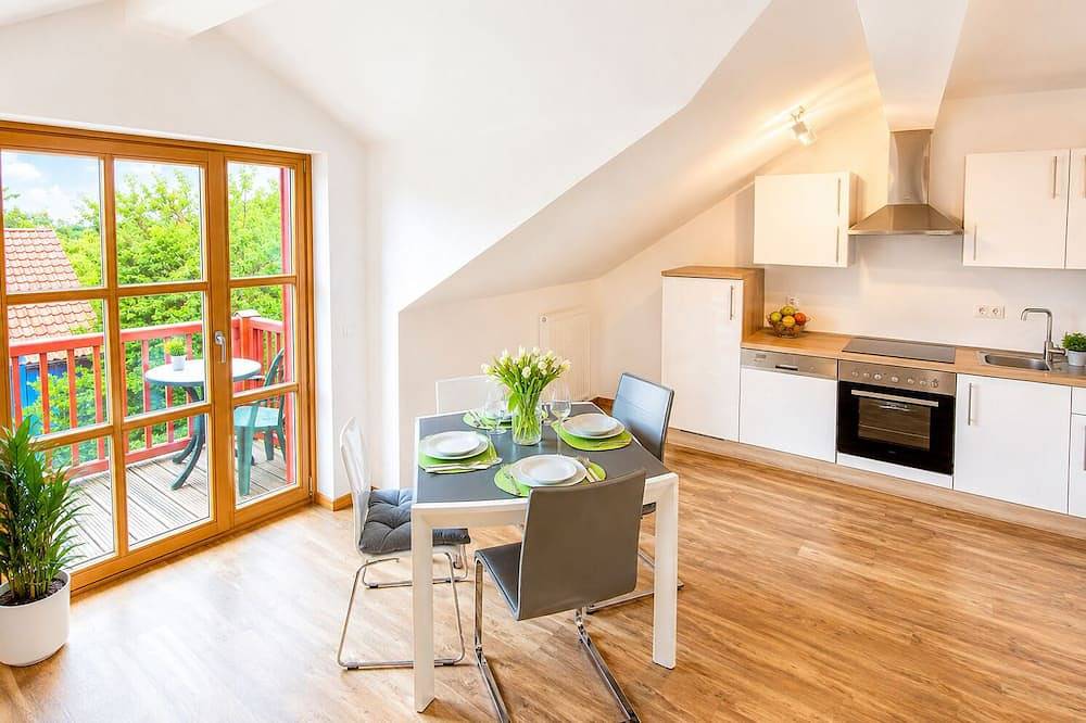 Ganze Wohnung, Moderne 2-Zimmer-Ferienwohnung \"Denise\" am See mit Top Ausstattung in Rötz, Ostbayern