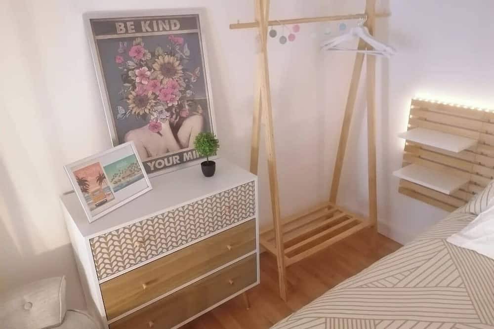 Entire apartment, Cosy, quiet apartment in the center of Le Mans, near the 24-hour racetrack train station. in Le Mans, Sarthe