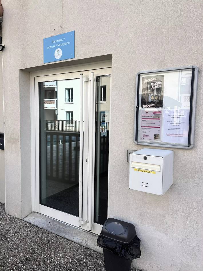 Appartement entier, Appartement 2 pièces 2 personnes in Gréoux-les-Bains, Alpes-de-Haute-Provence