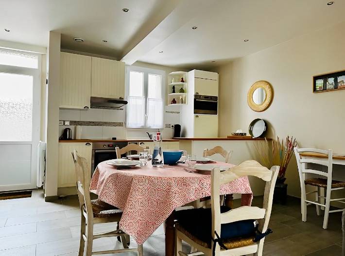 Gîte pour 4 personnes, avec terrasse - 1