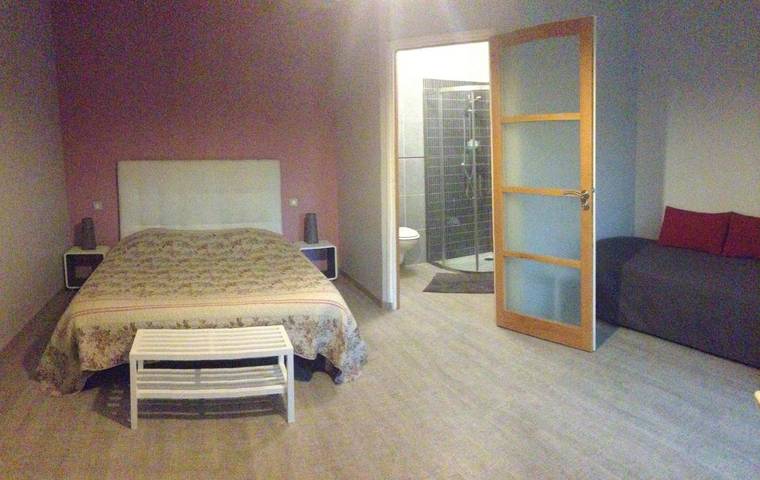 Location de vacances pour 6 personnes, avec jardin et terrasse à Anché - 3