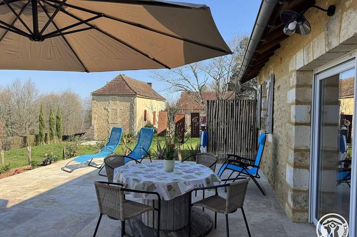 Gîte pour 4 personnes, avec Terrasse et Jardin