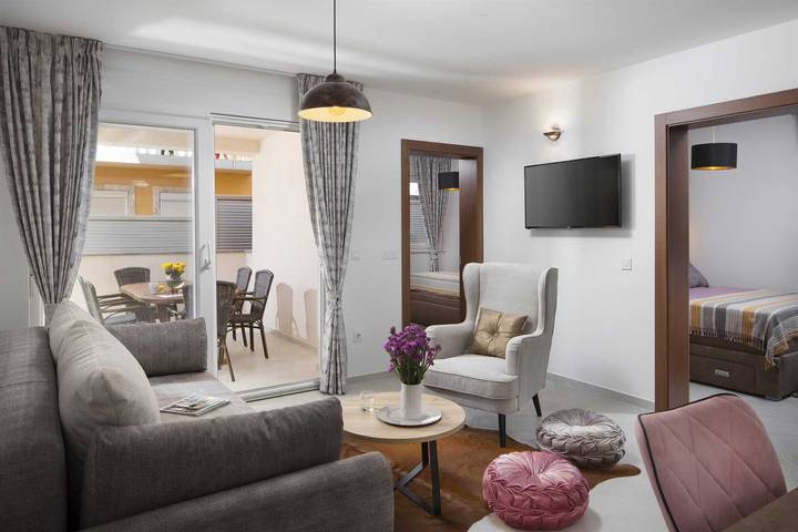 Ferienwohnung für 4 Personen, mit Balkon/Terrasse und Terrasse auf Vir