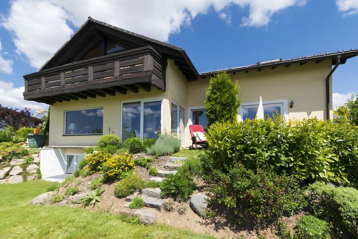 Hel lägenhet, Apartment 'Morgensonne' with Mountain View, Private Terrace and Wi-Fi in Höchenschwand ort, Höchenschwand