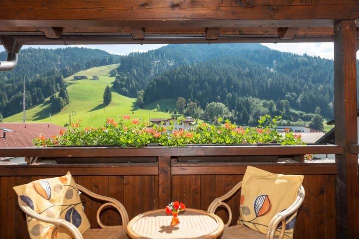 Ferienwohnung für 6 Personen, mit Terrasse und Garten sowie Sauna in Oberau (Tirol)