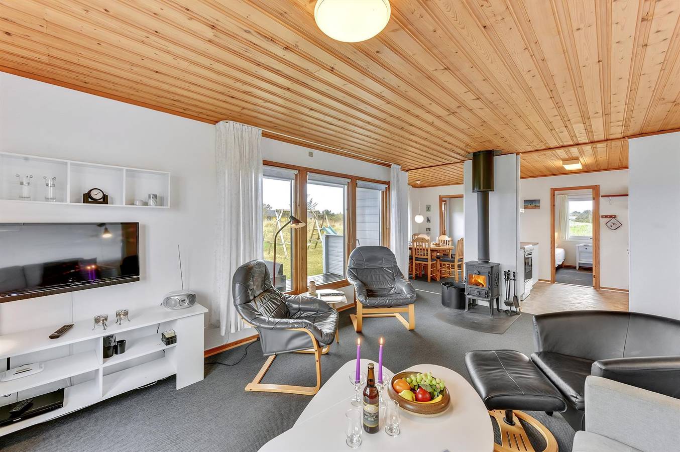Amazing home in Hvide Sande w/ Wifi and 3 Bedrooms in Nørre Lyngvig, Hvide Sande