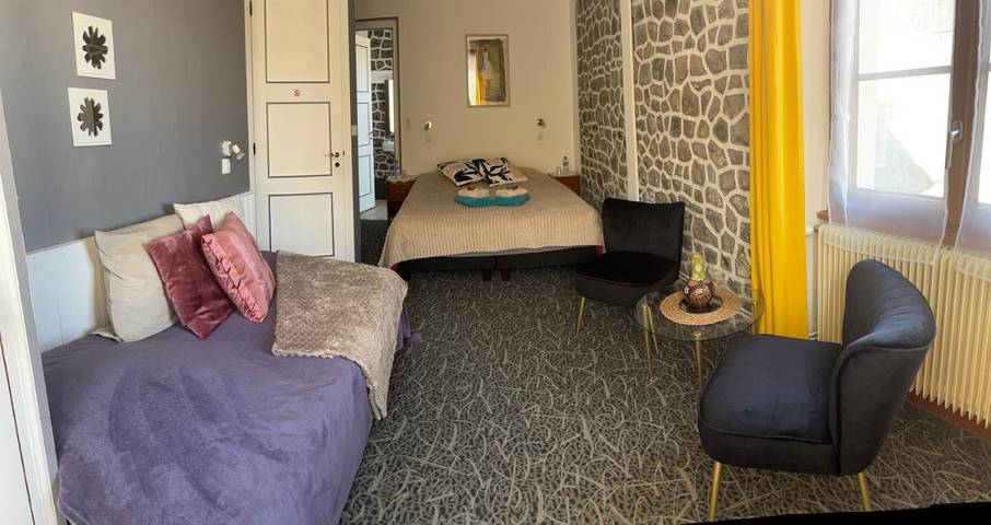 Location de vacances pour 2 personnes, avec terrasse à Orcival (Puy-de-Dôme) - 3