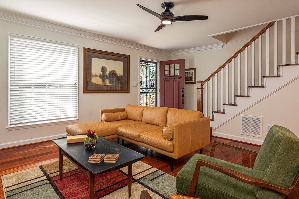 Historic Blythe Cottage in Hendersonville, Henderson County (NC)