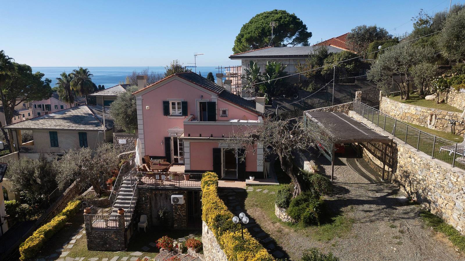 Villino Rosanna met Privézwembad en Uitzicht op Zee in Bogliasco, Ligurische Kust