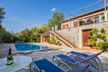 Villa in Búger, Majorca Center für 6 