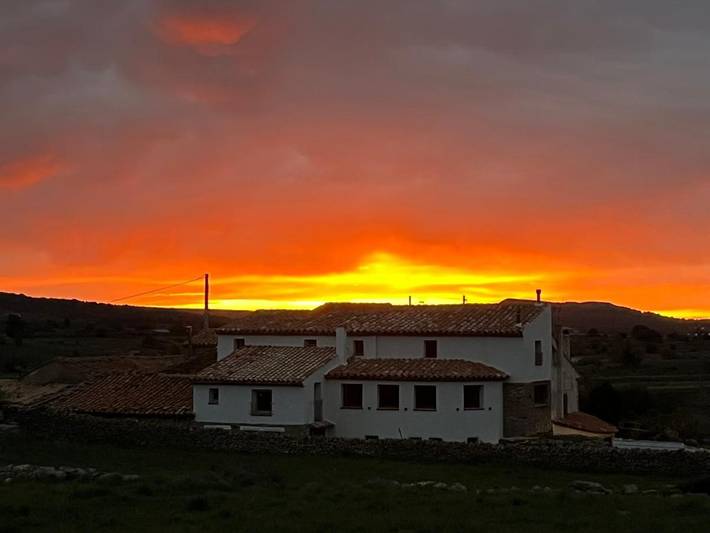 Casa rural para 31 personas, con jardín y vistas en Villafranca de Cid - 2