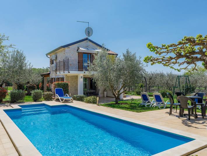 Ferienhaus für 5 Personen, mit Terrasse und Garten - 1