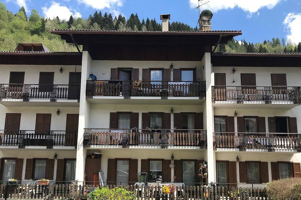 Appartamento intero, Ampia e luminosa mansarda in Siror, Primiero San Martino di Castrozza