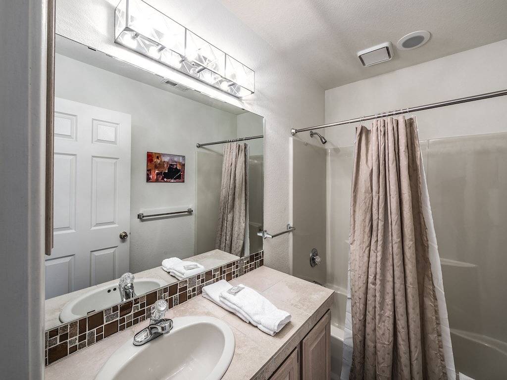 Sierra Lake Vista 4 Schlafzimmer, Seeblick, Spielzimmer, Whirlpool, 8 Personen in Alto, Ski Apache