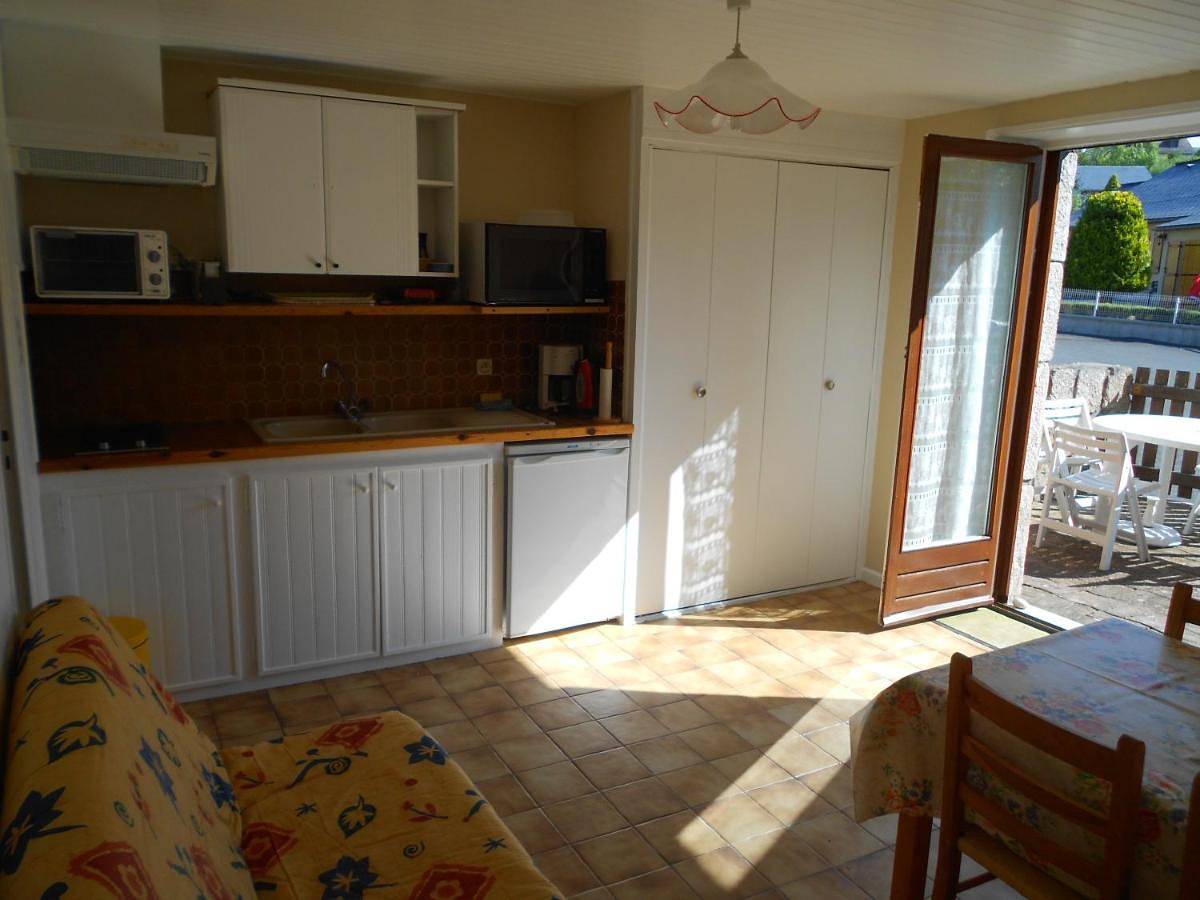 Appartement entier, Apartment - Ground Floor in Saint-Alban-sur-Limagnole, Région de Mende