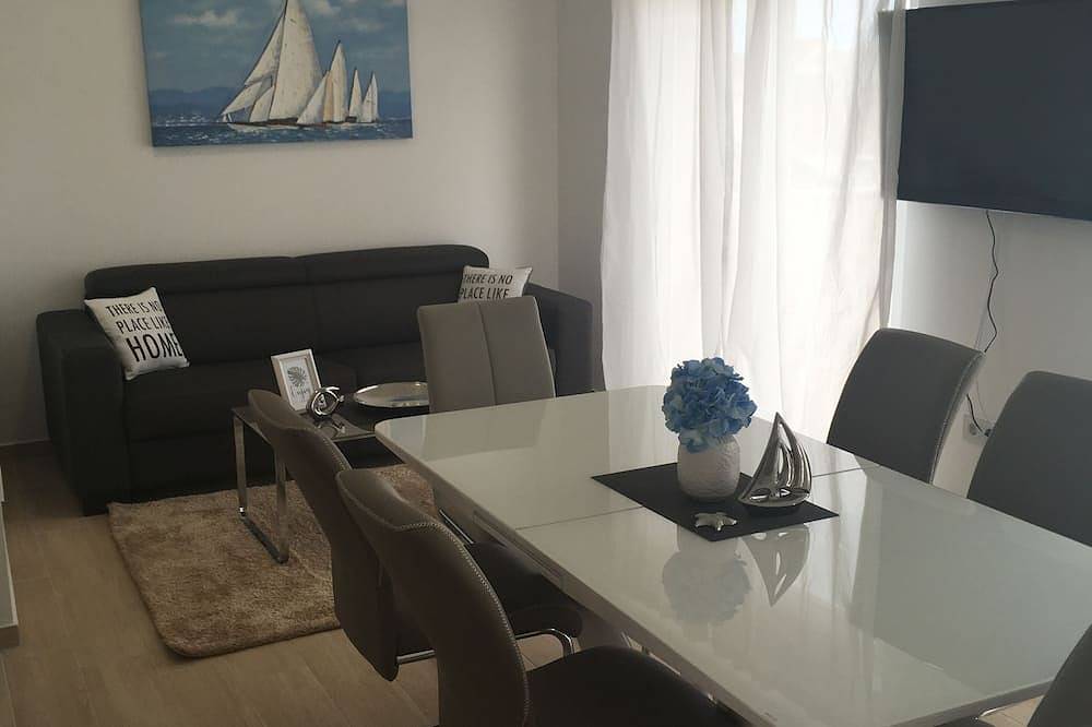 Luxury Apertments Vucinic Pirovac App.4 in Pirovac, Šibenik-Knin