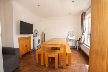 Holiday Rental for 6 People in Bracknell, Bracknell Forest, Photo 3
