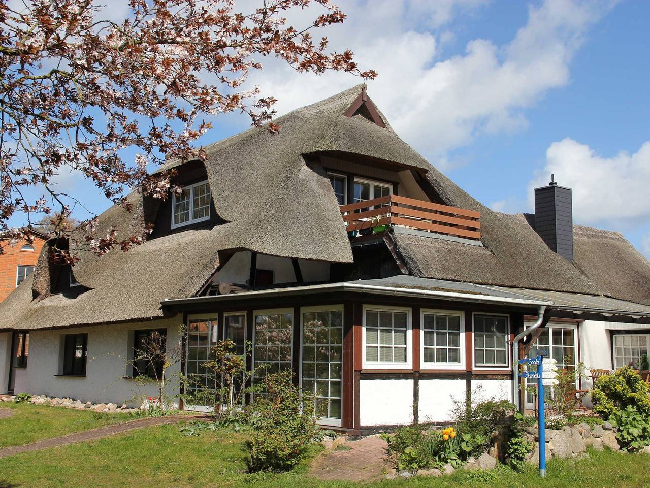 Ganze Ferienwohnung, Haus 1795 Stieglitz in Wustrow, Fischland