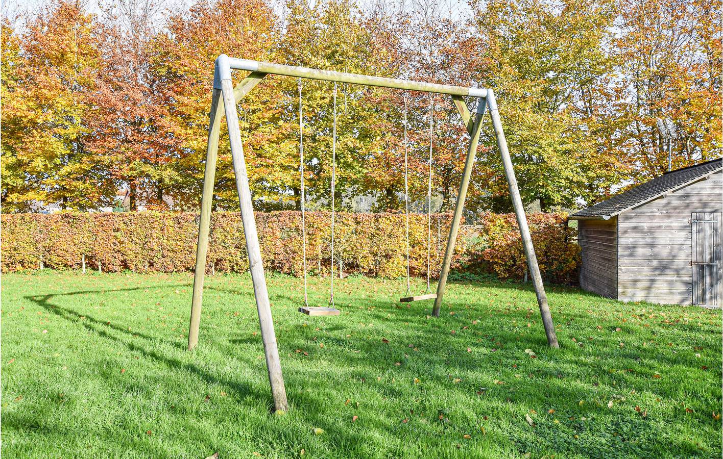 Charming 2km Trémauville Apt w/ Parking & Garden in Hattenville, Région du Havre