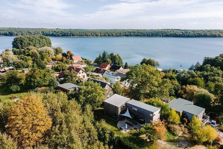 Ferienhaus für 4 Personen, mit Seeblick und Garten sowie Terrasse und Sauna - 1