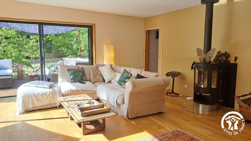 Gîte pour 4 personnes, avec jacuzzi et terrasse à Cahuzac-sur-Vère - 3