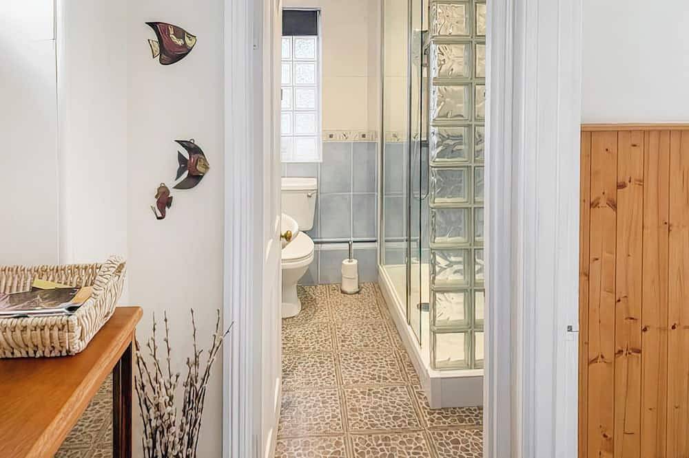 2 bedroom accommodation in Mullion in Mullion, Cornwall