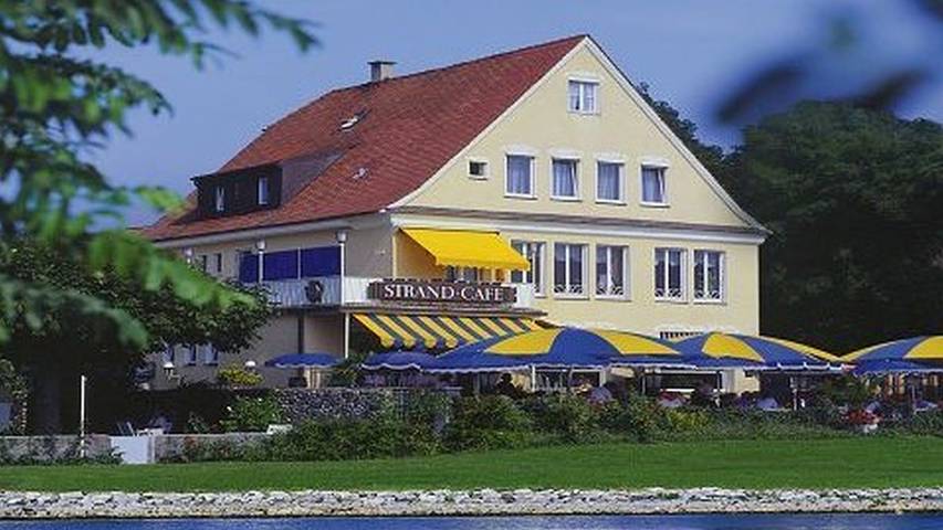 Hotel, mit Terrasse und Garten in Langenargen
