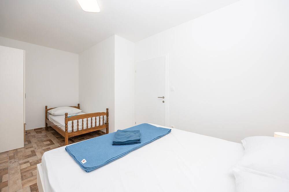 Ganze Wohnung, Pet friendly apartment in Imotski with Wifi in Imotski, Makarska Riviera