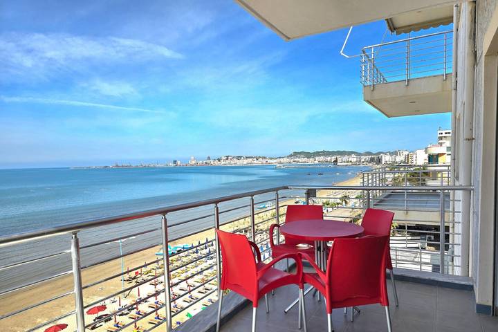 Gîte pour 3 personnes, avec balcon et vue sur l’océan, adapté aux familles à Durrës - 2