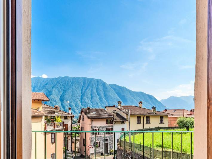 Gîte pour 3 personnes, avec Balcon et Vue sur le lac à Lenno