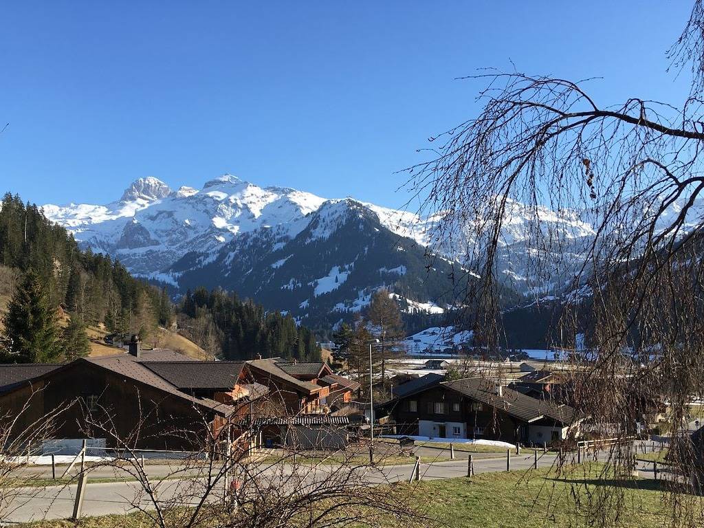 Vakantiehuis in Lenk met zwembad in Lenk im Simmental, Lenk