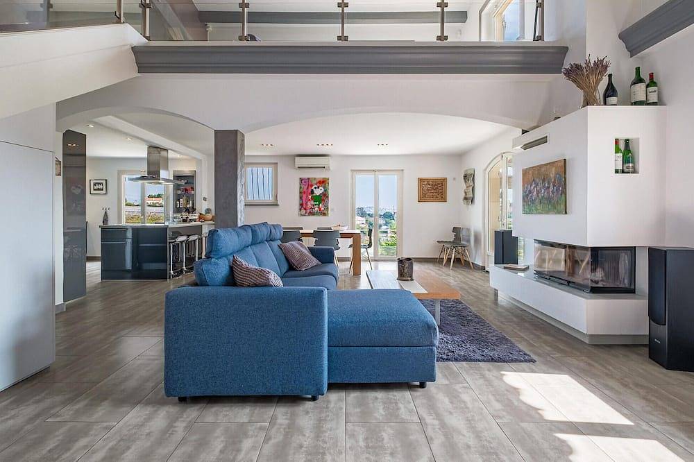 Gorgeous home in Saint-Laurent-du-Var in Saint-Laurent-du-Var, Mittelmeerküste (Frankreich)
