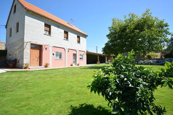 Apartamento para 7 personas, con Terraza y Jardín en Cambados