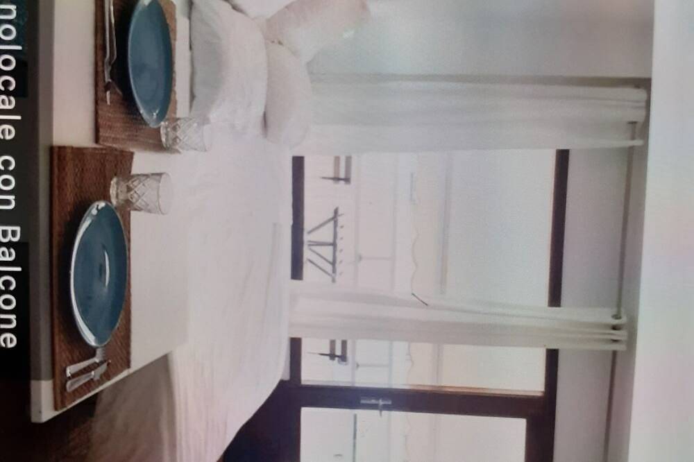 Appartamento intero, Centro santa eularia describes riu in Santa Eularia des Riu, Ibiza Est