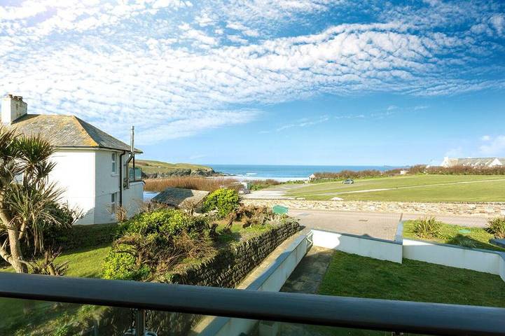 Holiday rental for 4 people, with balcony in Constantine Bay