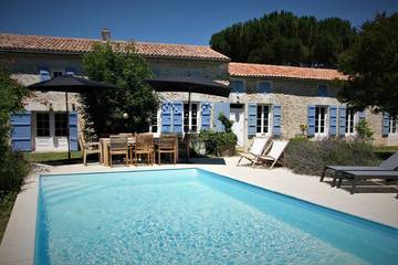 Agriturismo pour 10 personnes, avec jardin à Cravans