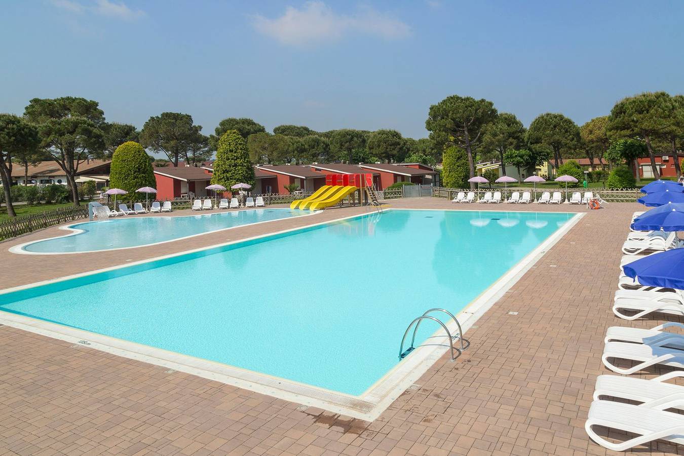 Residence Del Garda Village And Camping Mobilhome Dalia in Castelnuovo del Garda, Garda Mountains